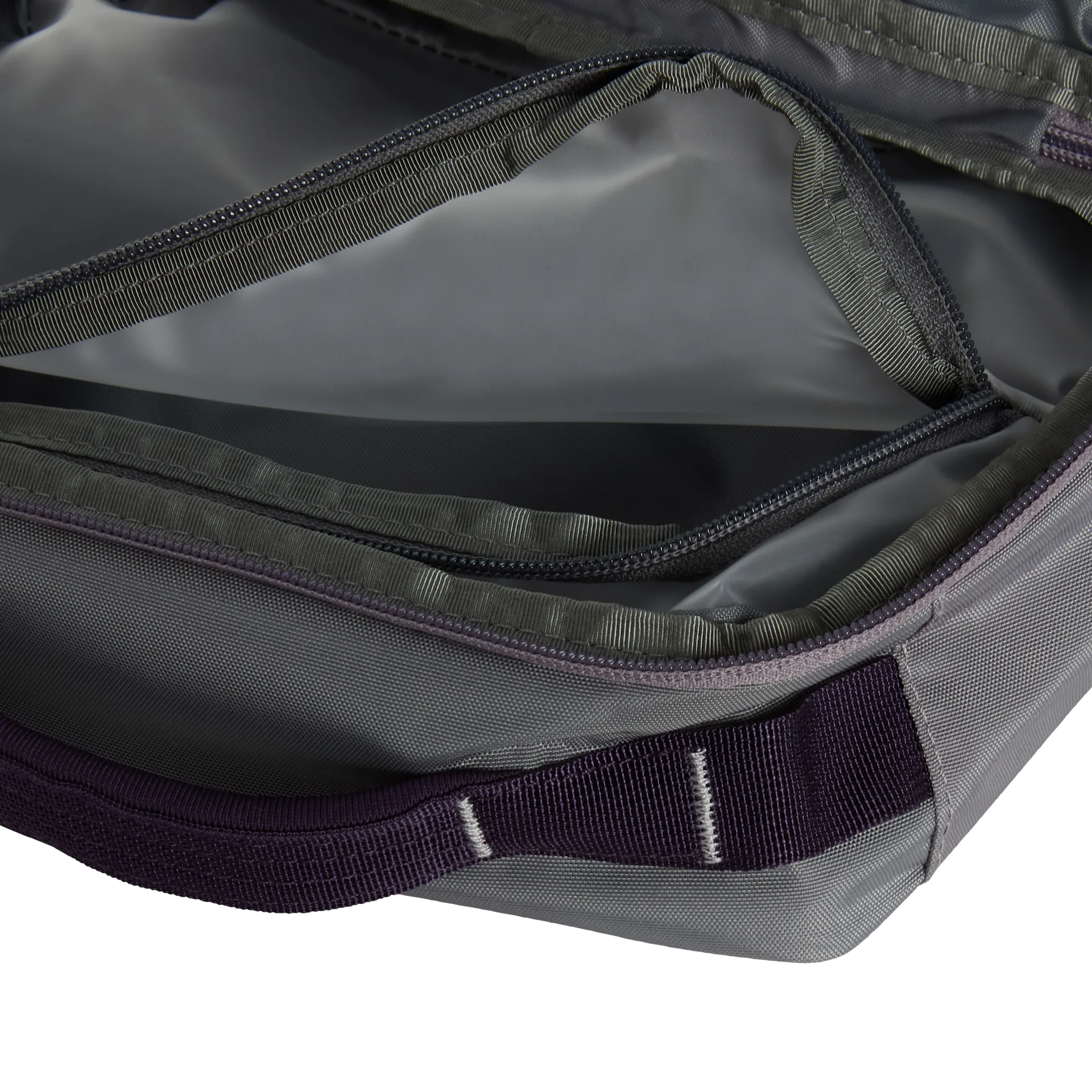 Base Camp Voyager Toiletry Kit